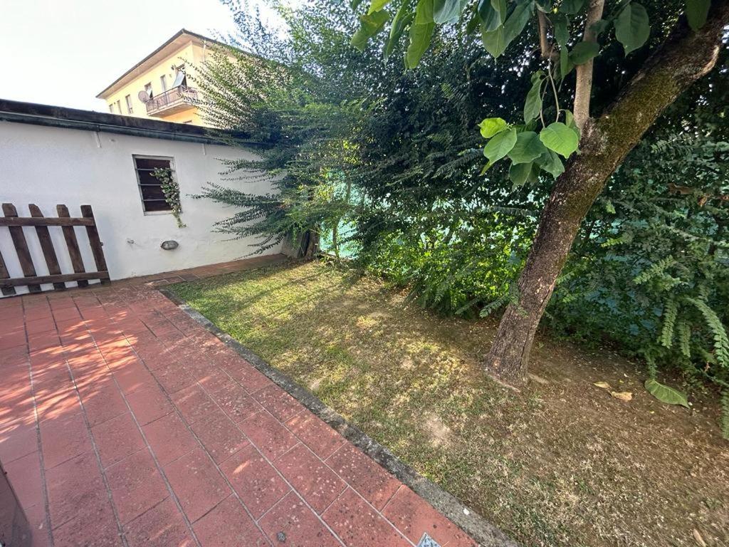 A Quattro Passi Dalle Mura Lucca Luaran gambar
